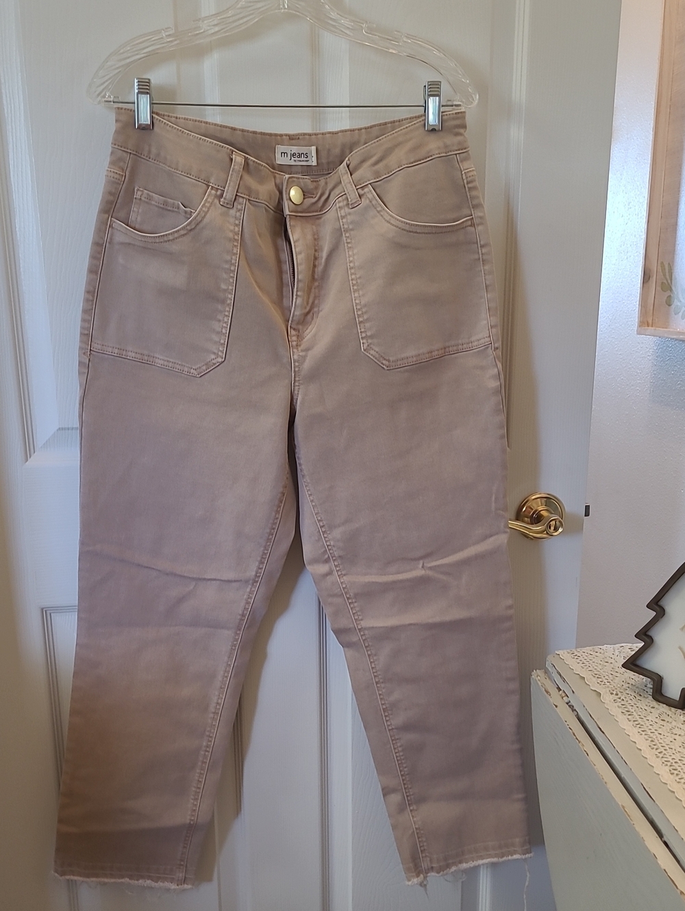 Maurices Size 14.  Blush Pink Colores Cropped Straight Jeans. BIN 6